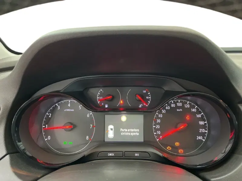 Opel Grandland X usata a Torino (15)