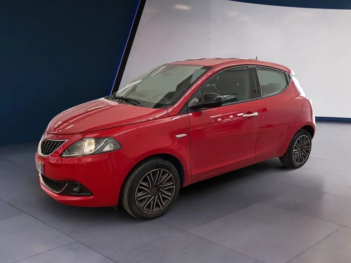 Lancia Ypsilon usata a Torino (2)