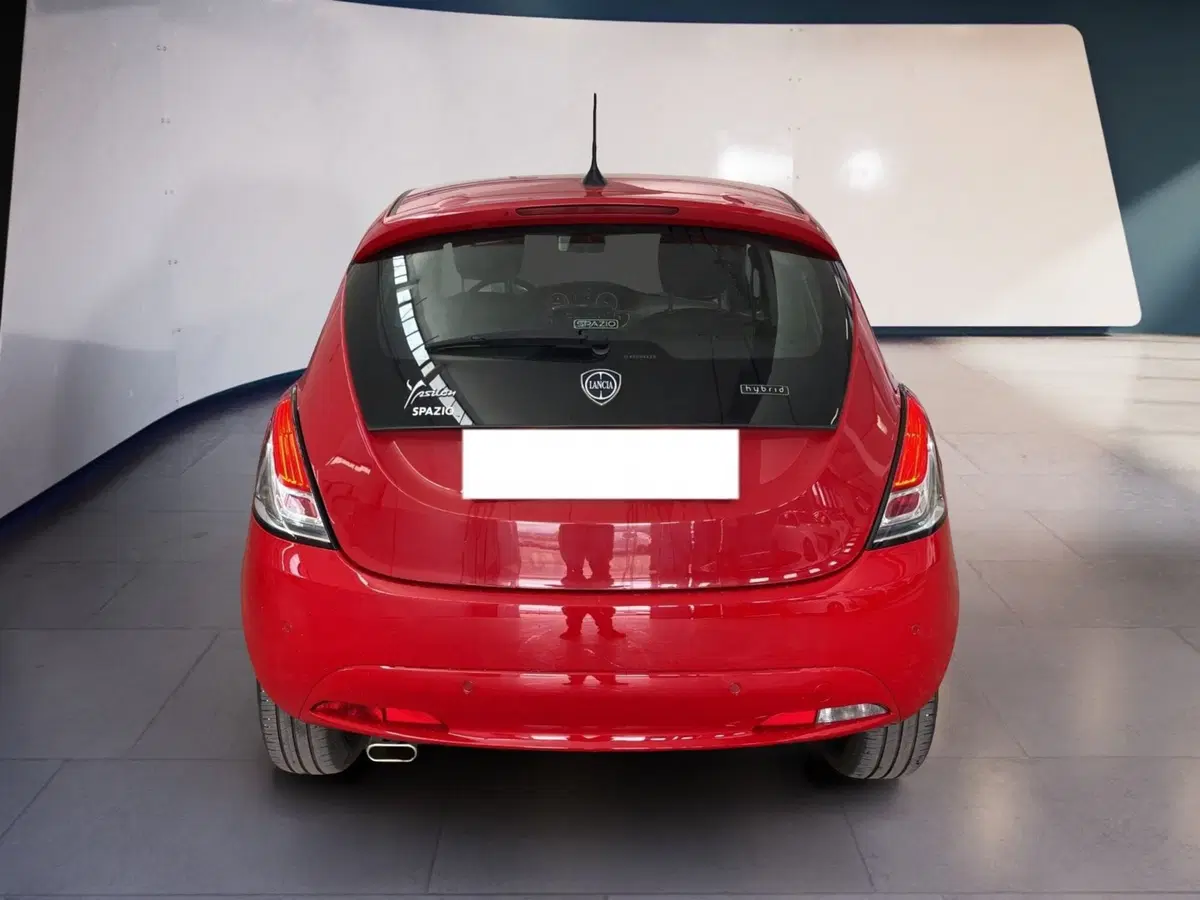 Lancia Ypsilon usata a Torino (4)