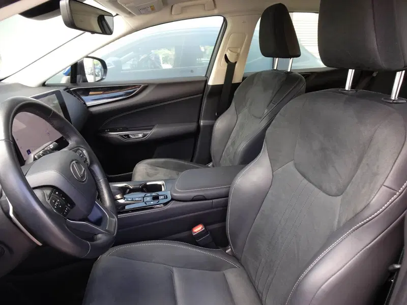 Lexus NX usata a Venezia (7)