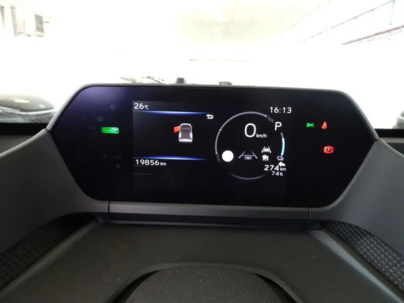 Toyota bZ4X usata a Venezia (18)
