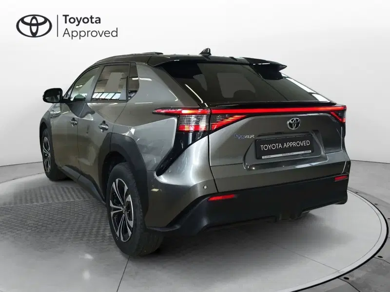 Toyota bZ4X usata a Venezia (5)