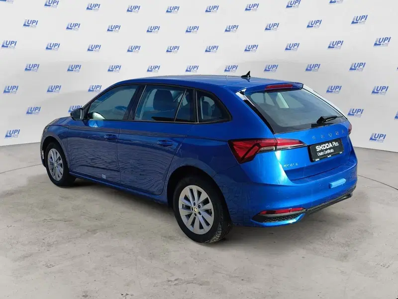Skoda Scala nuova a Prato (2)