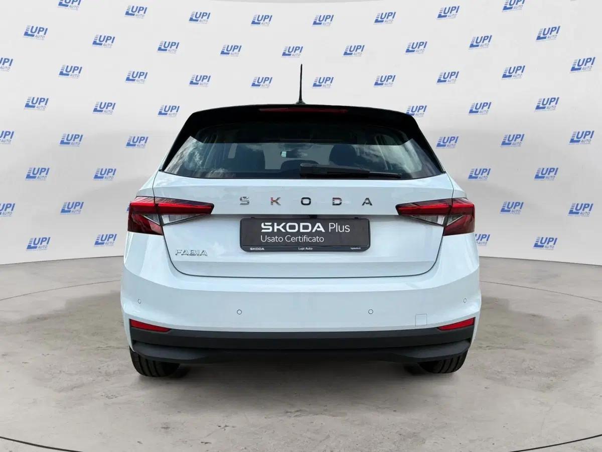 Skoda Fabia nuova a Prato (2)