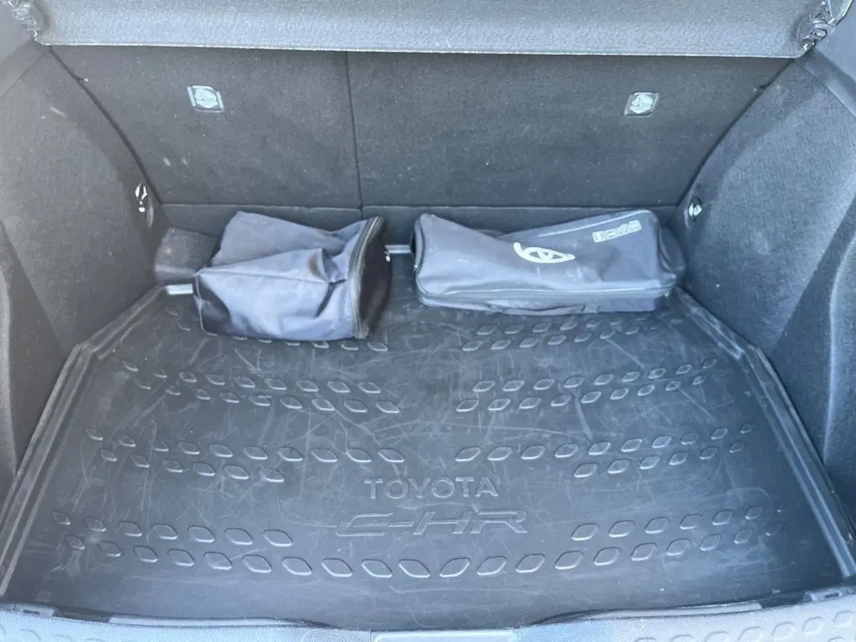 Toyota Toyota C-HR usata a Ragusa (6)