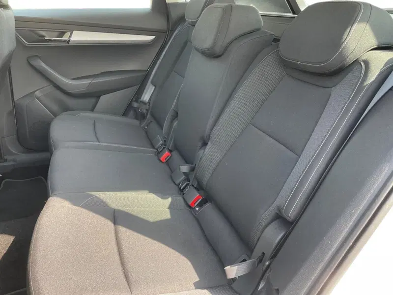 Skoda Karoq usata a Prato (11)