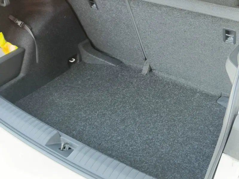 Skoda Kamiq nuova a Prato (13)