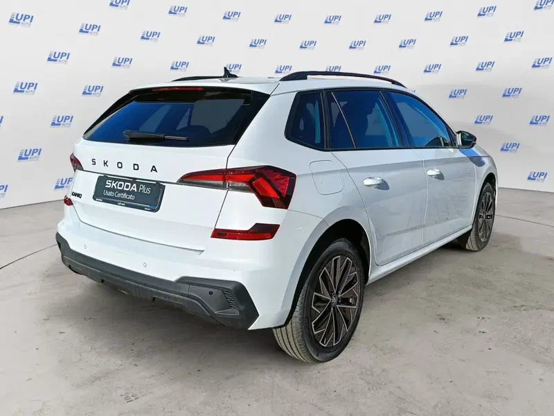 Skoda Kamiq nuova a Prato (4)