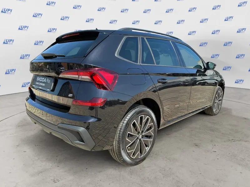 Skoda Kamiq nuova a Prato (4)
