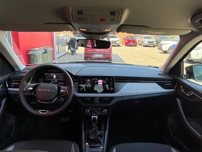 Skoda Kamiq nuova a Prato (7)