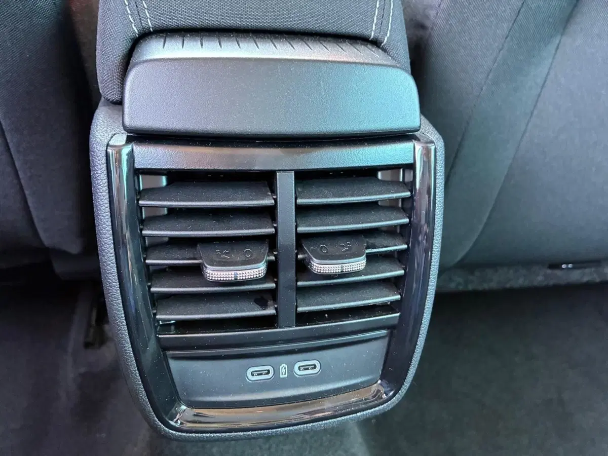 Skoda Kamiq nuova a Prato (11)