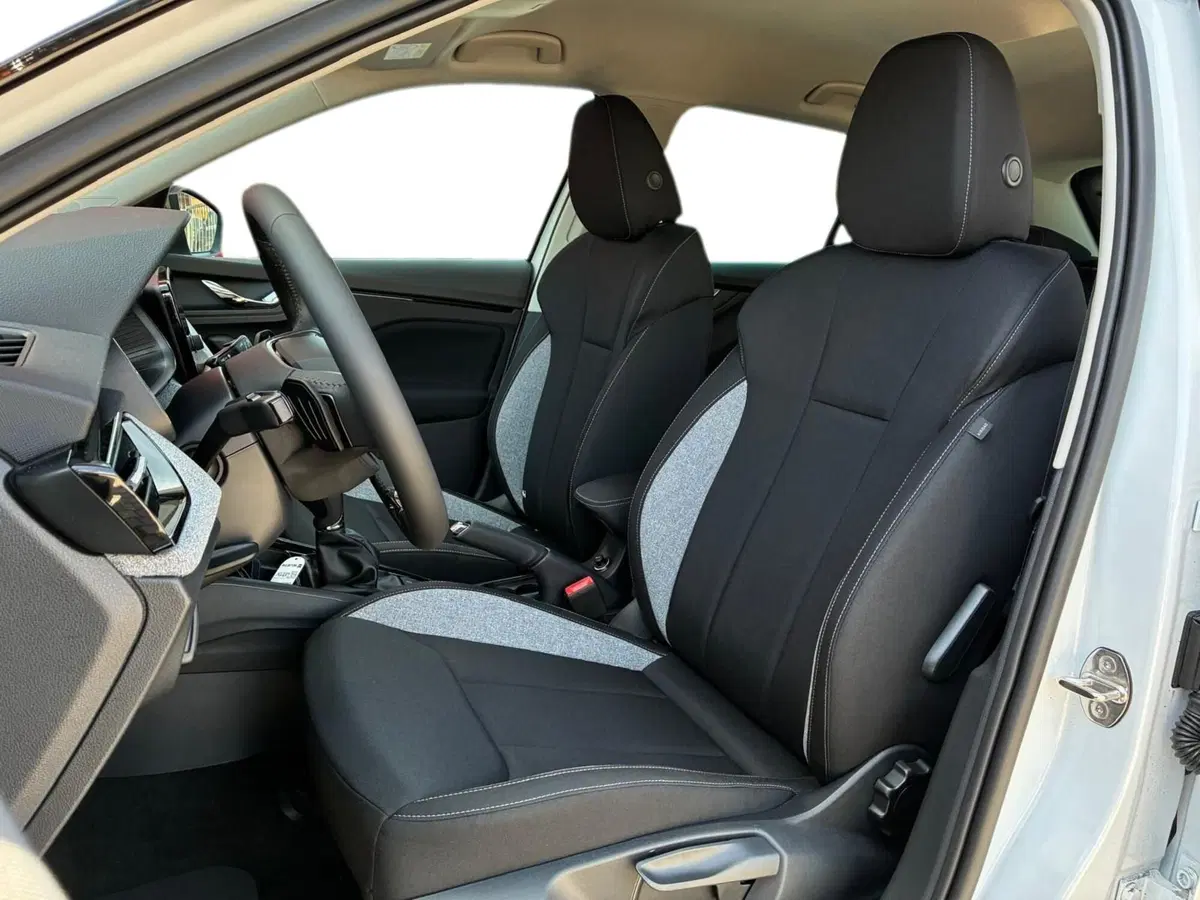 Skoda Kamiq nuova a Prato (9)