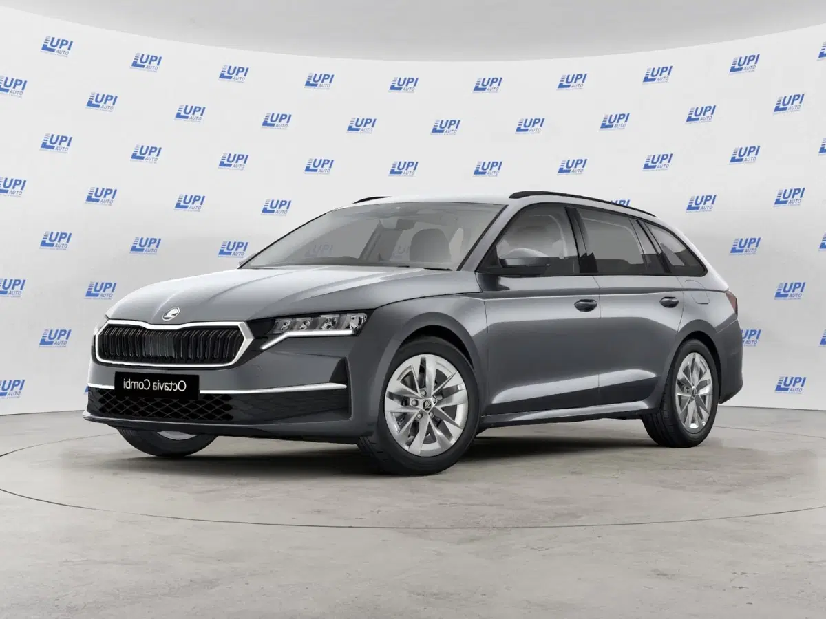 Skoda Octavia Station Wagon nuova a Prato
