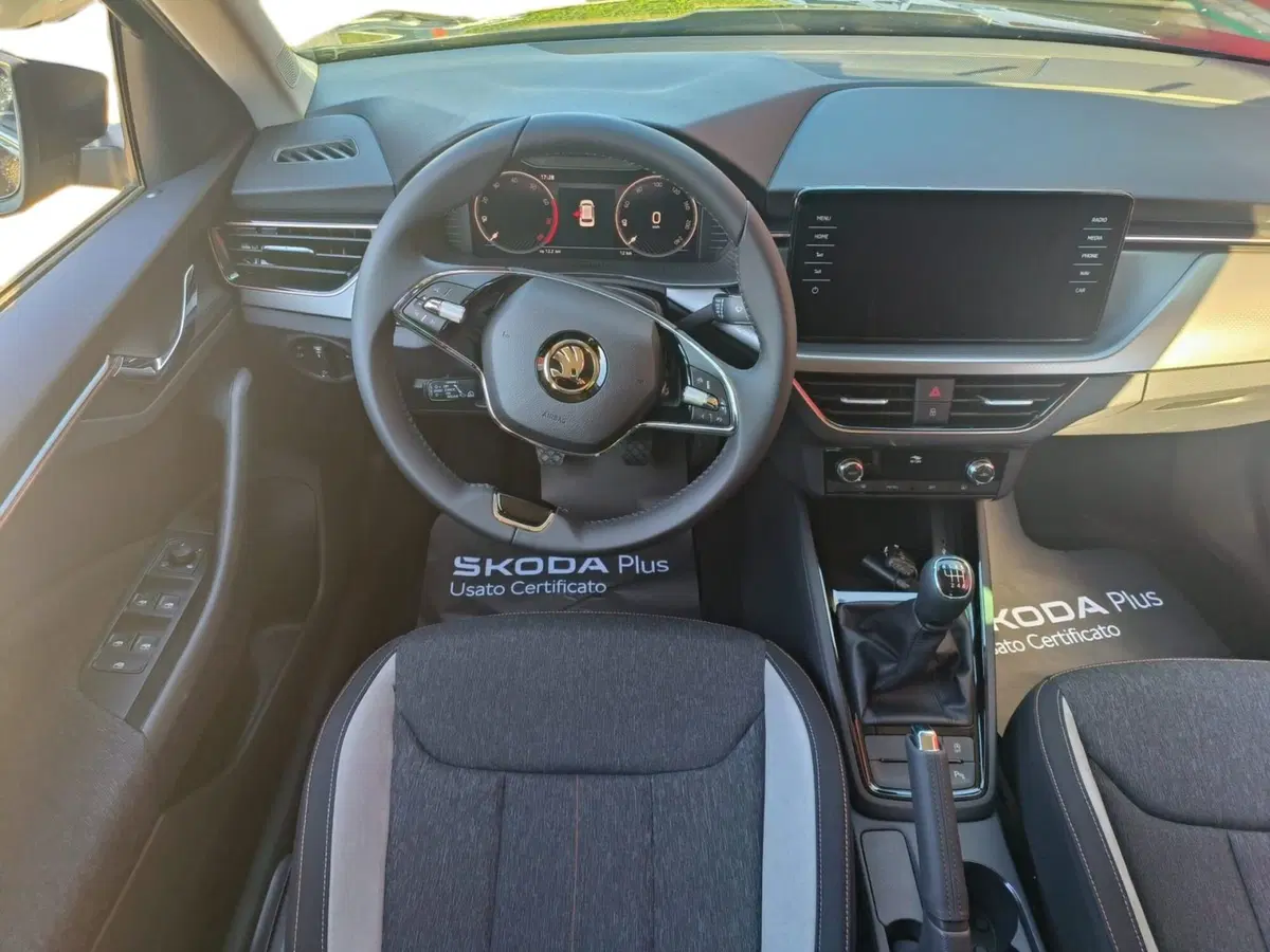 Skoda Kamiq nuova a Pistoia (8)
