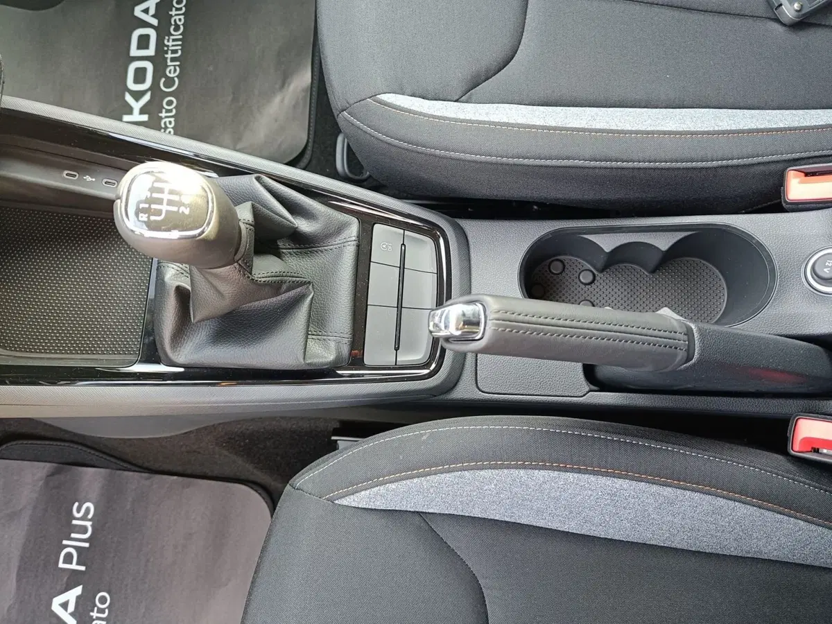 Skoda Kamiq nuova a Pistoia (13)