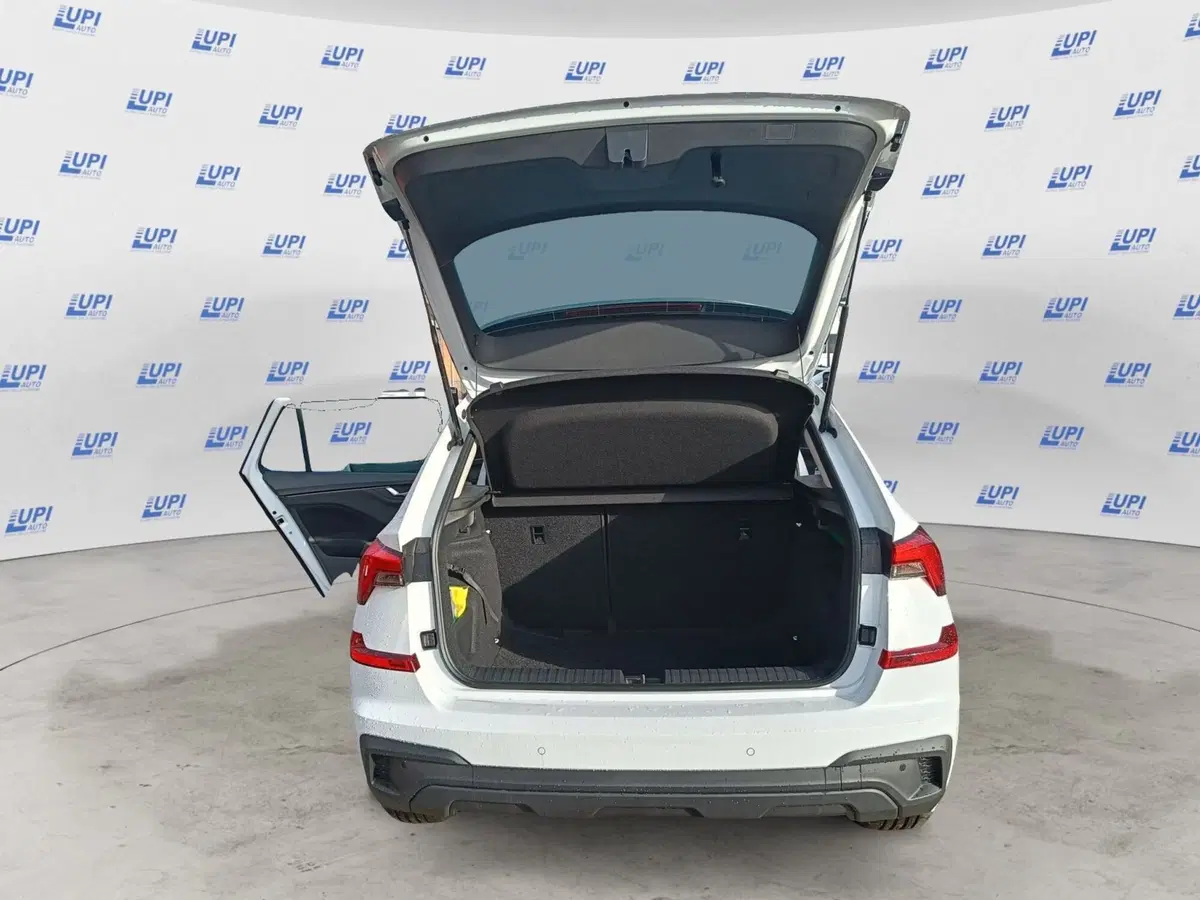 Skoda Kamiq nuova a Pistoia (9)