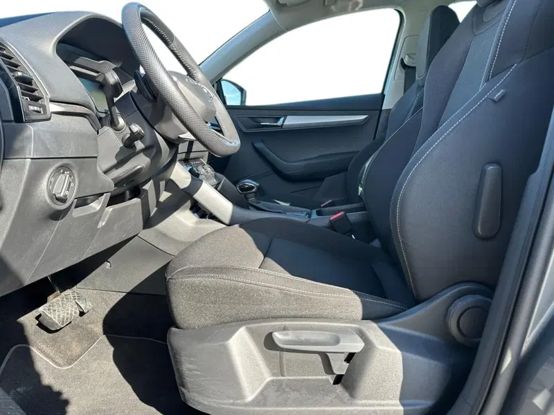 Skoda Karoq usata a Pistoia (11)