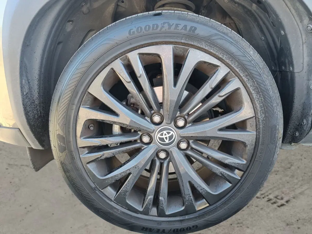 Toyota Yaris Cross usata a Pistoia (8)