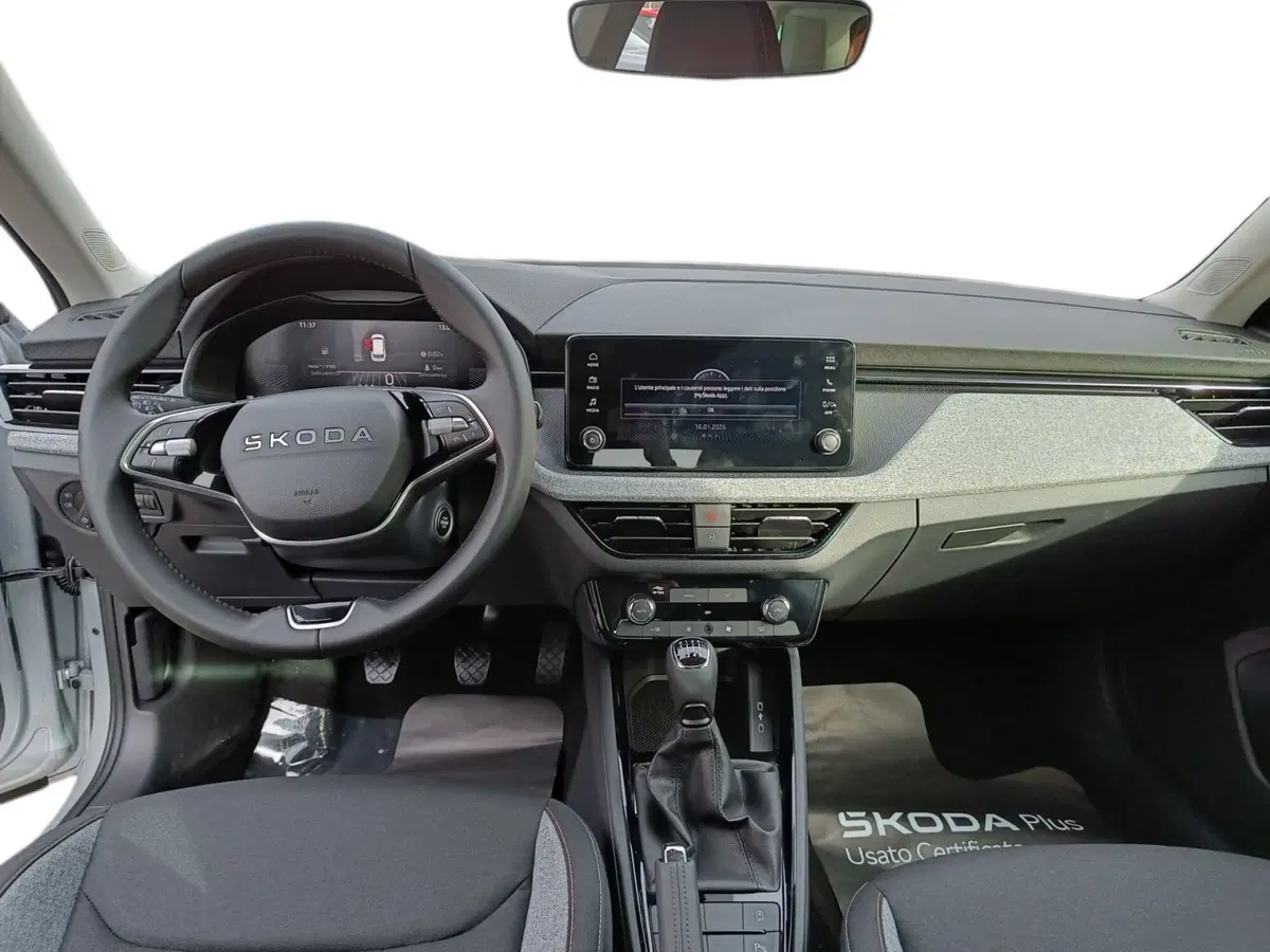 Skoda Kamiq nuova a Prato (12)