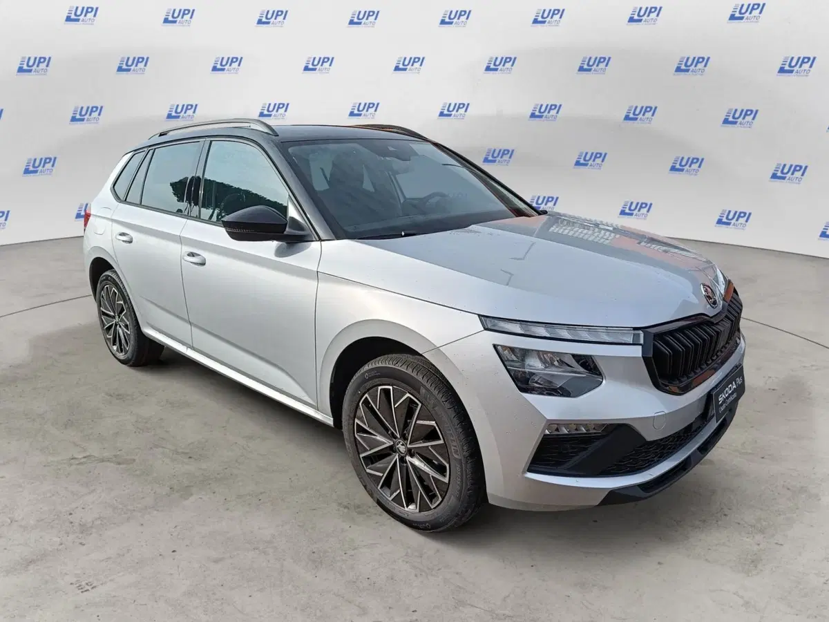 Skoda Kamiq nuova a Prato (8)