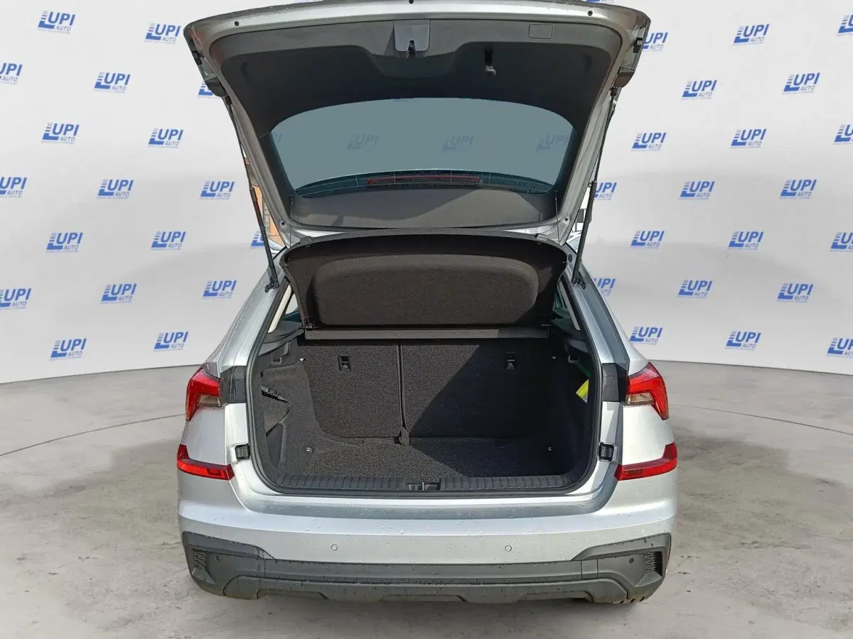 Skoda Kamiq nuova a Prato (9)