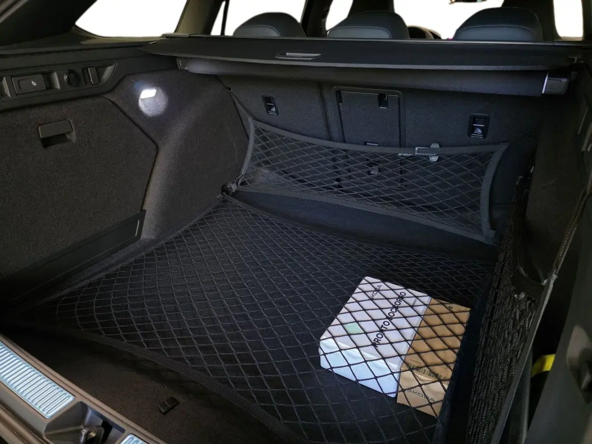 Skoda Superb nuova a Prato (10)