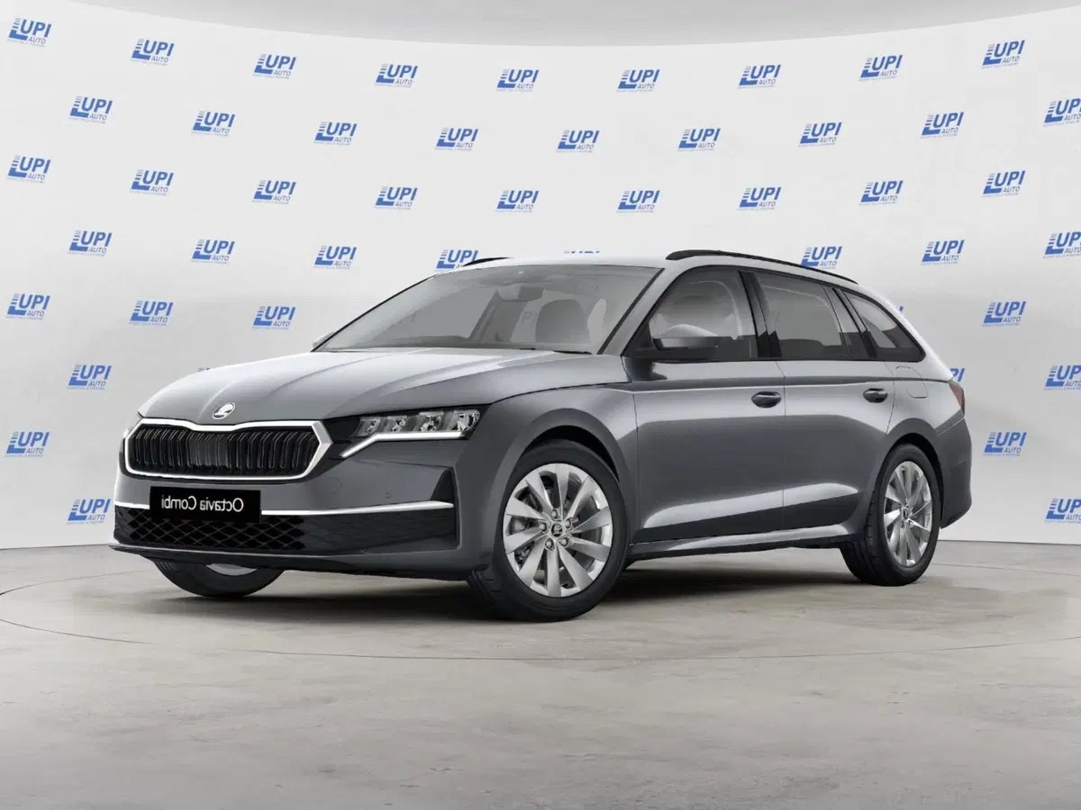 Skoda Octavia Station Wagon nuova a Prato