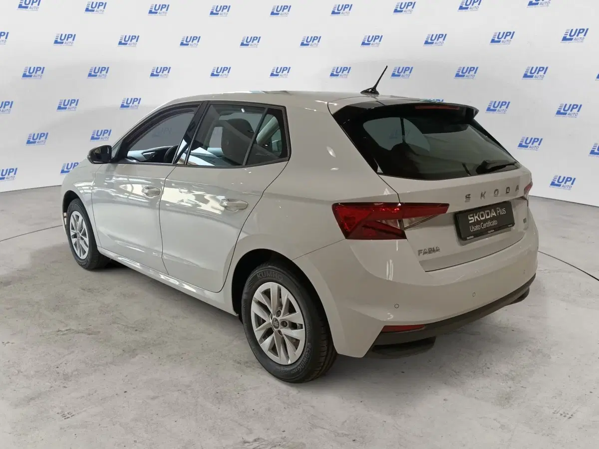 Skoda Fabia nuova a Prato (4)