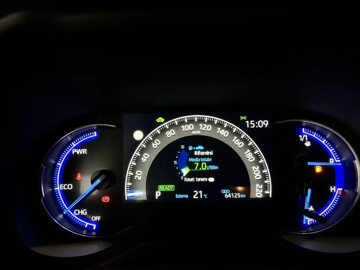 Toyota Rav4 usata a Milano (12)