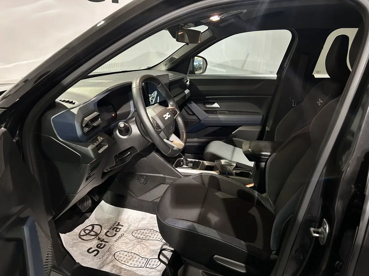 Dacia Duster usata a Milano (10)