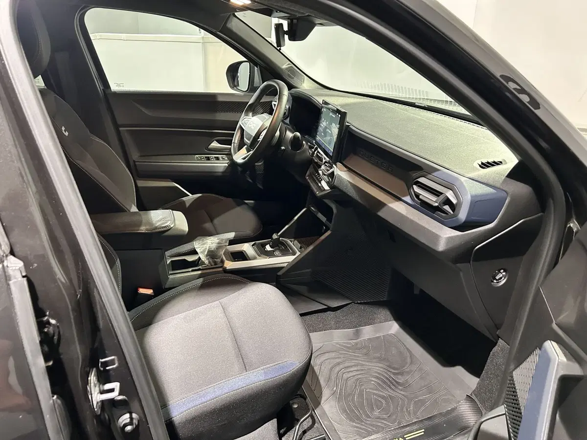 Dacia Duster usata a Milano (12)