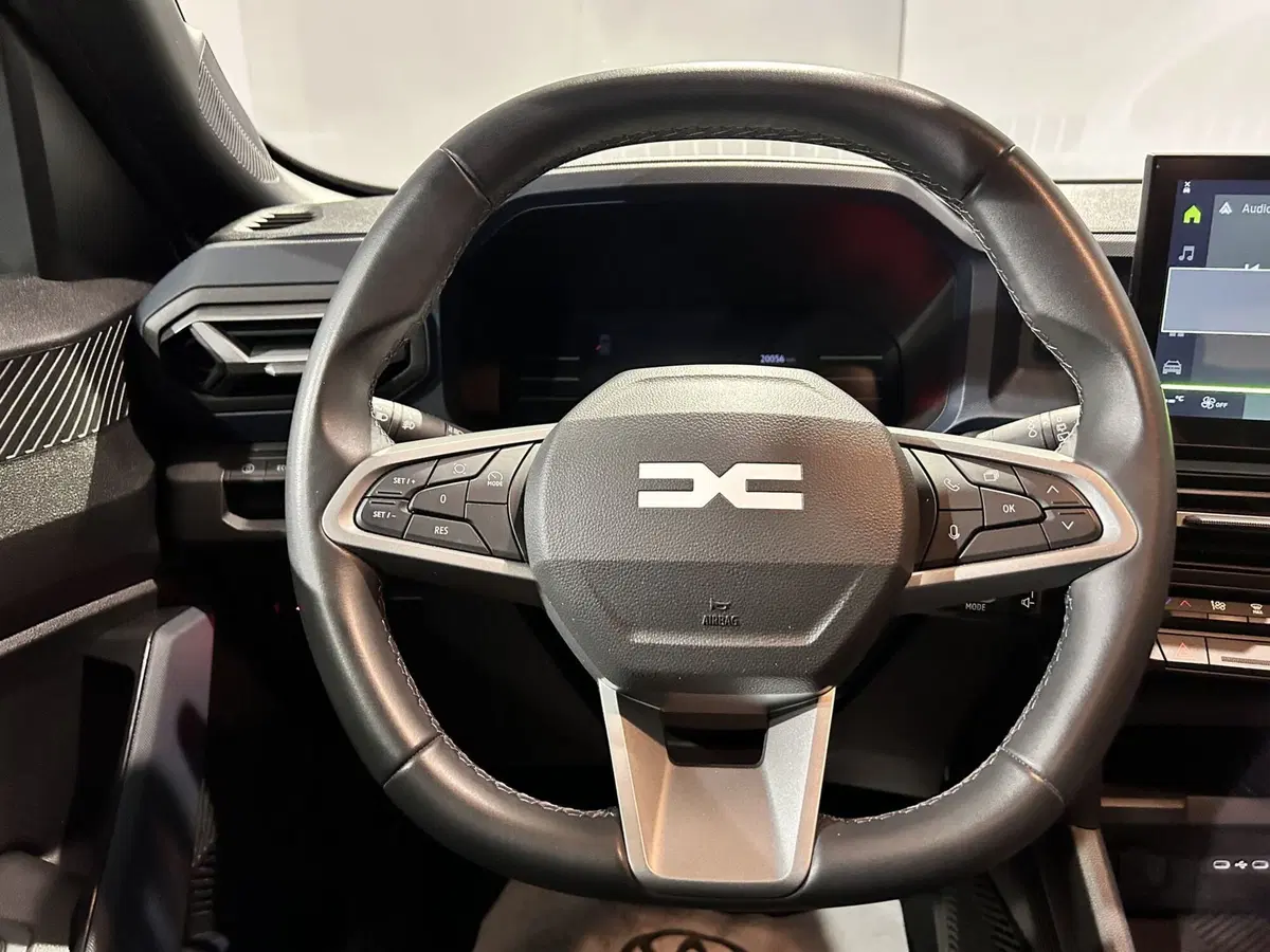 Dacia Duster usata a Milano (7)