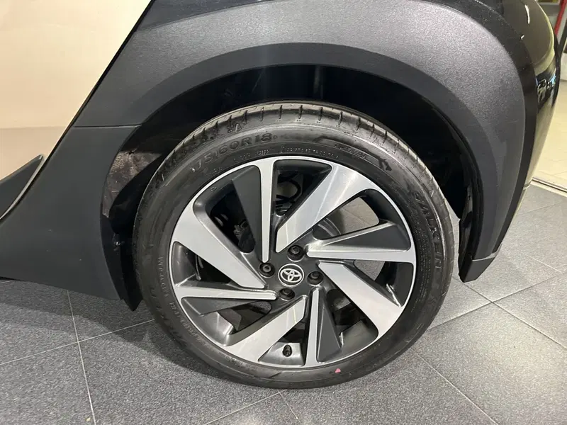 Toyota Aygo X usata a Milano (12)
