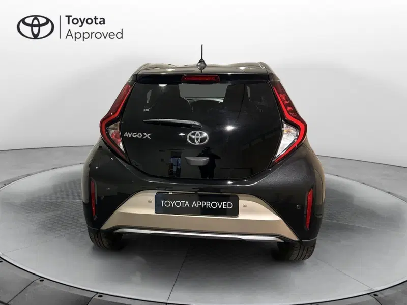 Toyota Aygo X usata a Milano (3)