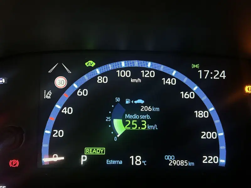 Toyota Yaris Cross usata a Milano (12)