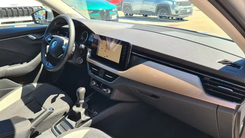 Skoda Scala usata a Pescara (13)