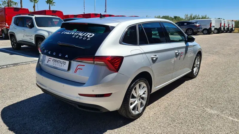 Skoda Scala usata a Pescara (6)
