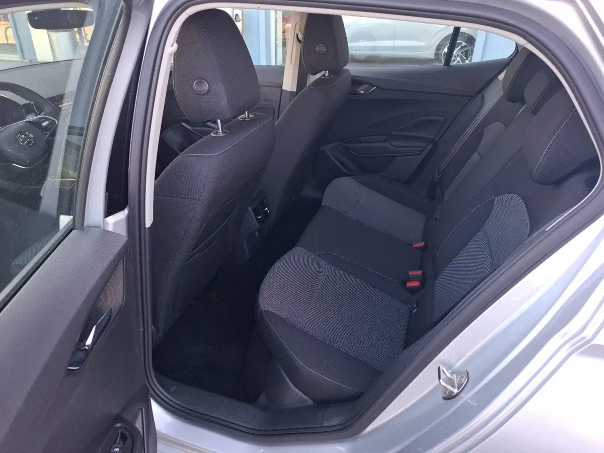 Skoda Fabia usata a Ancona (19)