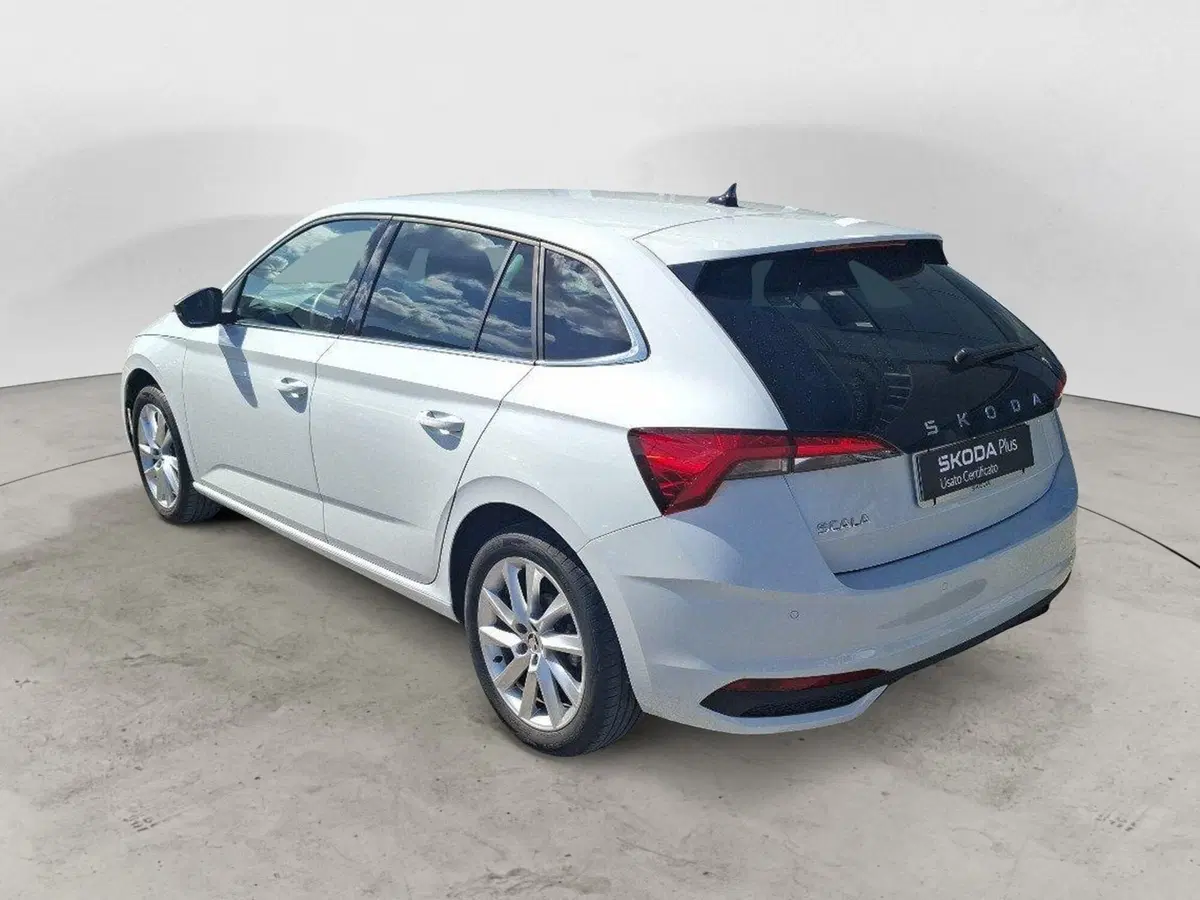 Skoda Scala usata a Ancona (3)