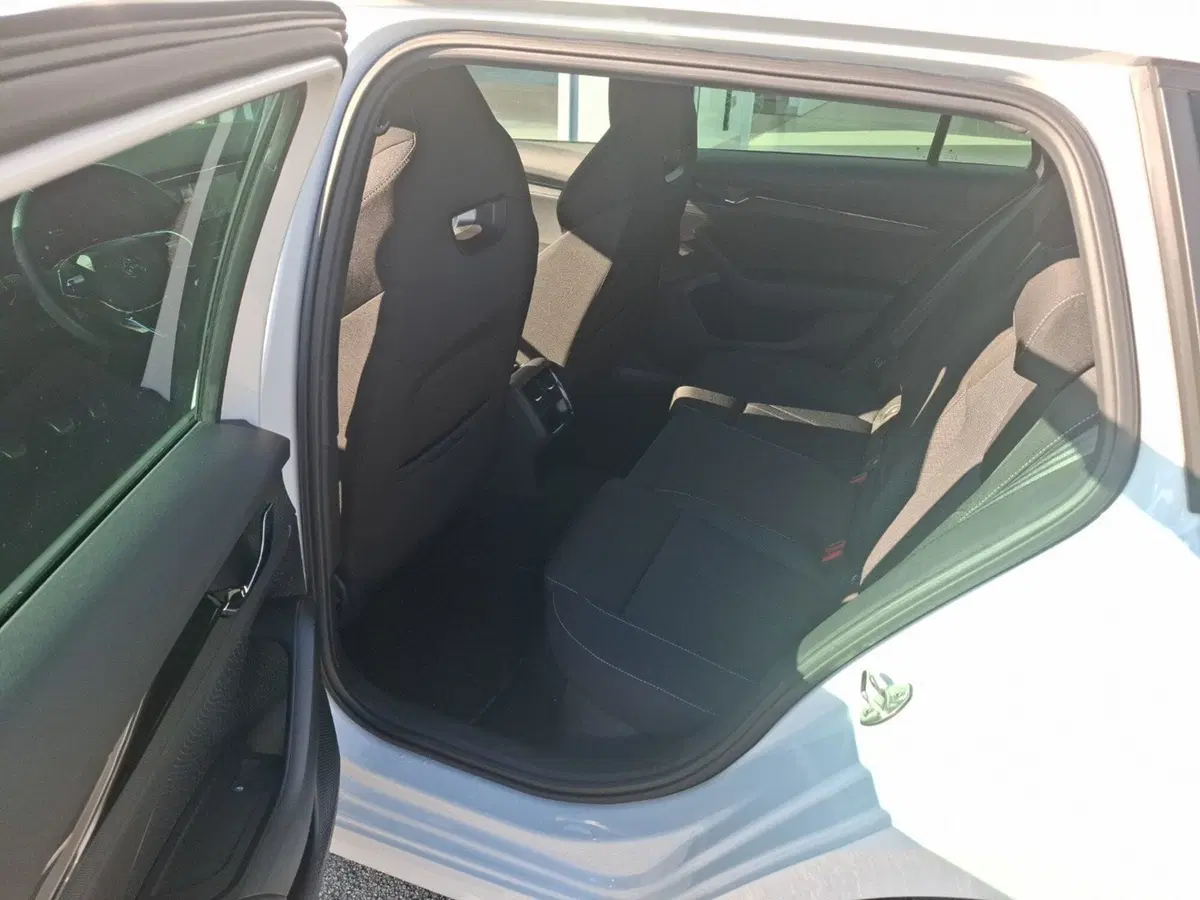 Skoda Octavia Station Wagon usata a Ancona (19)