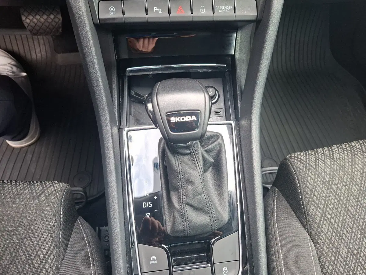 Skoda Karoq usata a Ancona (19)