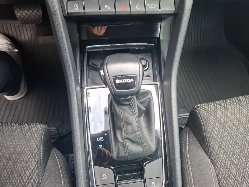 Skoda Karoq usata a Ancona (19)