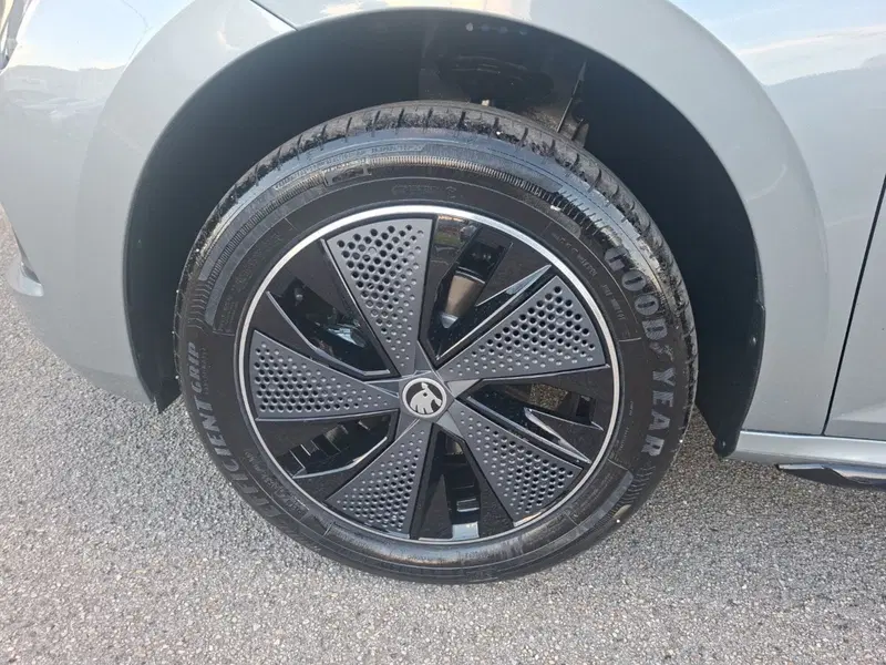 Skoda Kamiq nuova a Ancona (13)