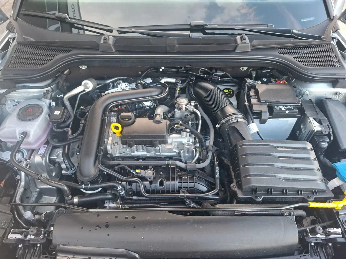 Skoda Kamiq nuova a Ancona (14)