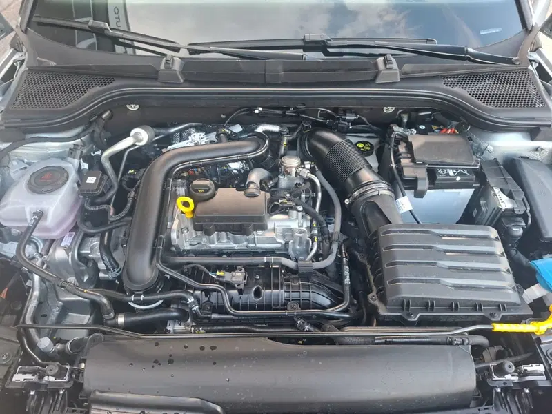 Skoda Kamiq nuova a Ancona (14)