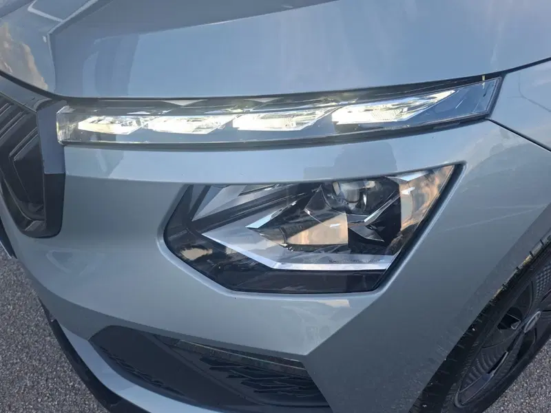 Skoda Kamiq nuova a Ancona (9)