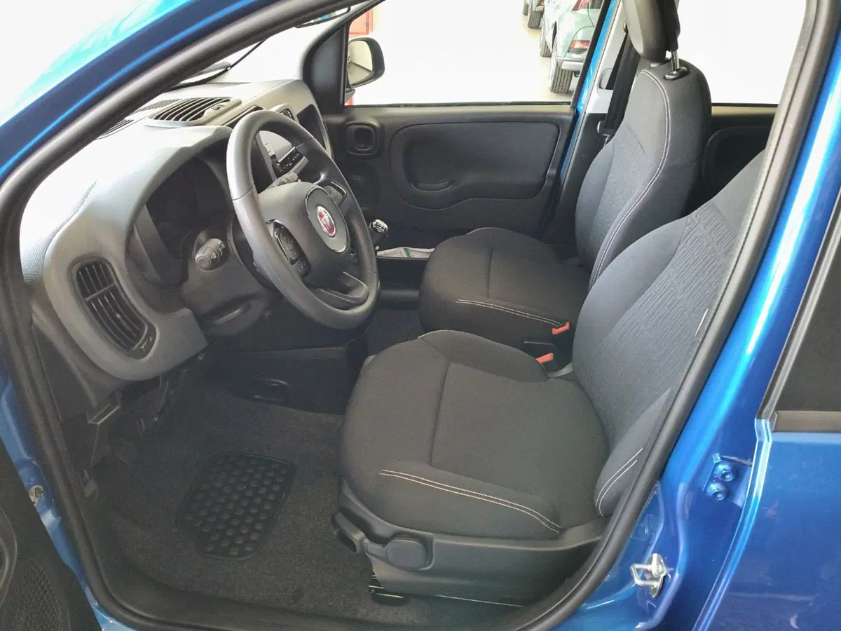 Fiat Panda Cross nuova a Ancona (19)