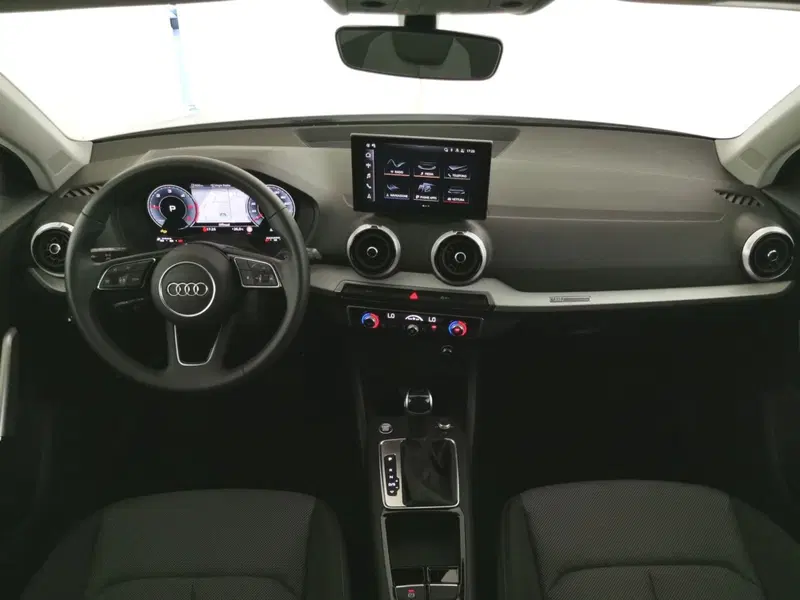 Audi Q2 usata a Chieti (8)