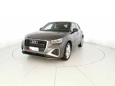 Audi Q2 35 1.5 tfsi S line edition s-tronic del 2025 usata a San Salvo
