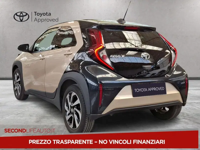Toyota Aygo X usata a Roma (16)